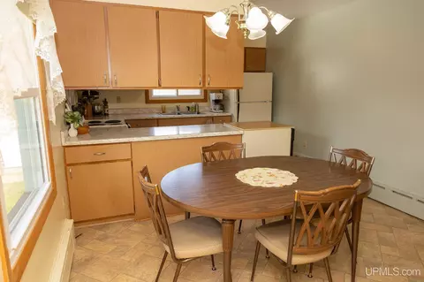 Dining - 1765 Ellsworth, Ishpeming, MI 49849 photo 2 of 2