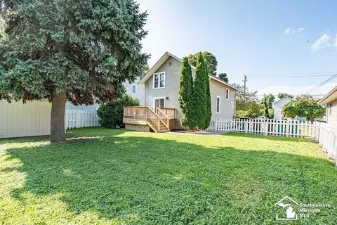 Exterior - 43 E Willow, Monroe, MI 48162 photo 4 of 5
