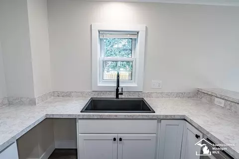 Kitchen - 43 E Willow, Monroe, MI 48162 photo 5 of 5
