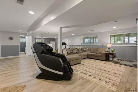Living - 7686 Wadding, Onsted, MI 49265 photo 3 of 5