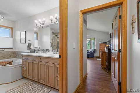 Bath - 7686 Wadding, Onsted, MI 49265 photo 1 of 6