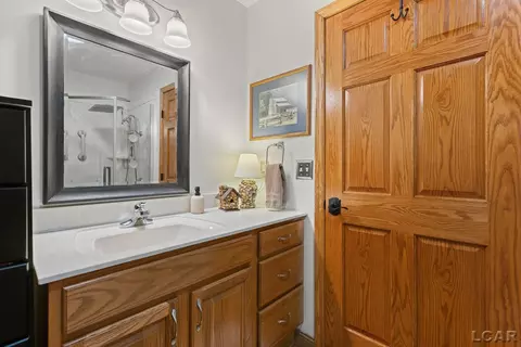 Bath - 7686 Wadding, Onsted, MI 49265 photo 5 of 6