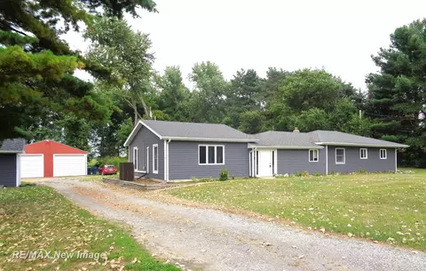 10130 Fergus, Saint Charles, MI 48655