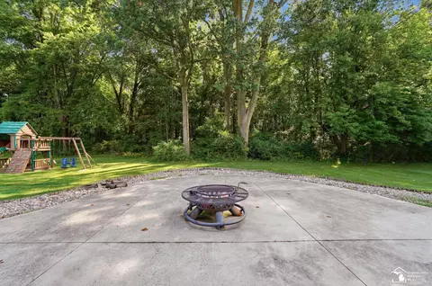 Exterior - 10766 Douglas, Temperance, MI 48182 photo 10 of 24