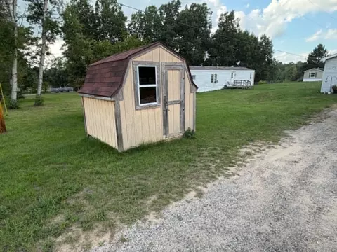 Exterior - 4001 E Long Lk, Harrison, MI 48625 photo 12 of 14