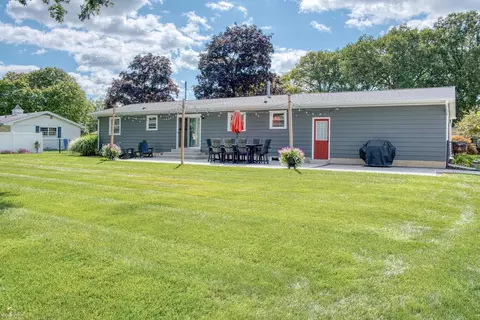 Exterior - 1210 Krust, Owosso, MI 48867 photo 5 of 8