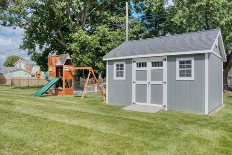 Exterior - 1210 Krust, Owosso, MI 48867 photo 4 of 8