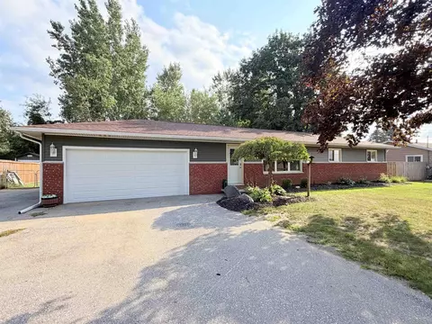 9949 Kessler, Saginaw, MI 48609