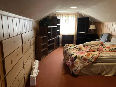 Bedroom - 863 S M18, Gladwin, MI 48624 photo 3 of 3