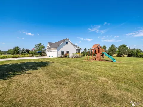 Exterior - 6768 Dennison, Dundee, MI 48131 photo 10 of 24