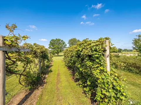 Exterior - 6768 Dennison, Dundee, MI 48131 photo 8 of 24