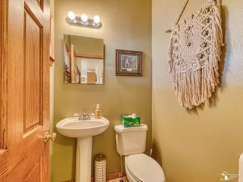 Bath - 6768 Dennison, Dundee, MI 48131 photo 1 of 11