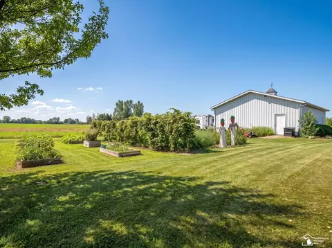 Exterior - 6768 Dennison, Dundee, MI 48131 photo 9 of 24
