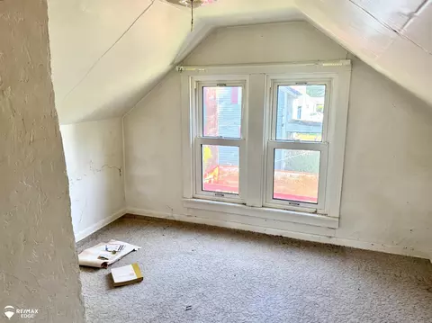 Bedroom - 5499 Mckinley, Flushing, MI 48433 photo 3 of 3