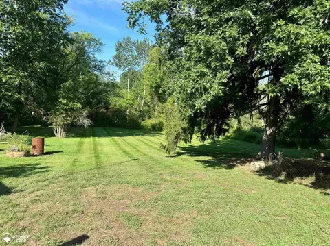 Exterior - 5499 Mckinley, Flushing, MI 48433 photo 3 of 3