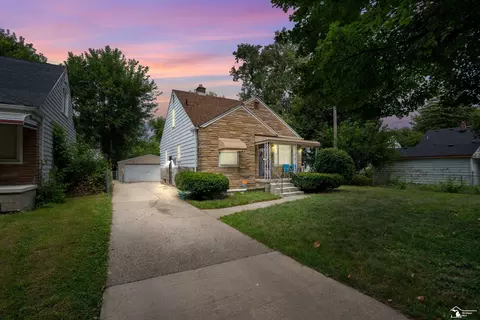 26630 Dartmouth, Inkster, MI 48141
