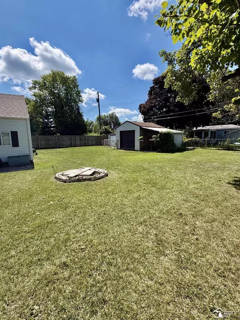 2956 Nadeau, Monroe, MI 48162 photo 5