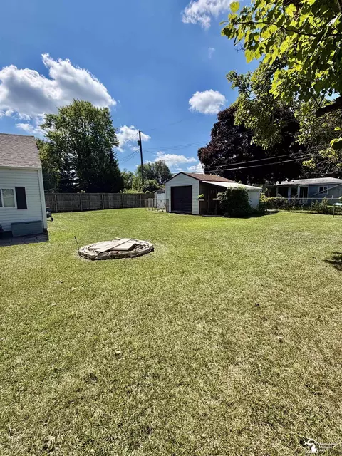 Exterior - 2956 Nadeau, Monroe, MI 48162 photo 4 of 5