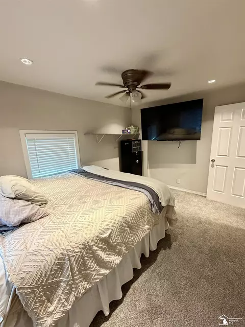 Bedroom - 2956 Nadeau, Monroe, MI 48162 photo 1 of 2