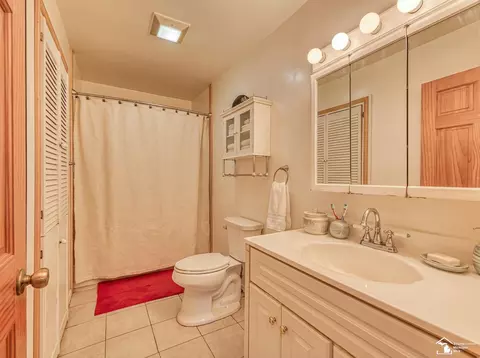 Bath - 3255 Park, Monroe, MI 48162 photo 1 of 1