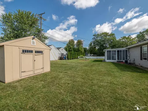 Exterior - 3255 Park, Monroe, MI 48162 photo 5 of 11