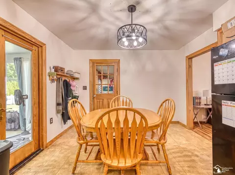 Entry Way - 3255 Park, Monroe, MI 48162 photo 1 of 1