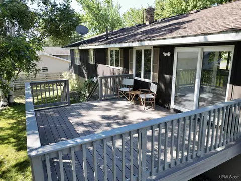 Exterior - 225 S Lilac, Ishpeming, MI 49849 photo 11 of 15