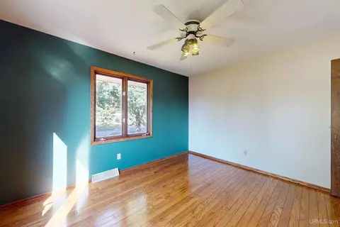 Bedroom - 225 S Lilac, Ishpeming, MI 49849 photo 7 of 13
