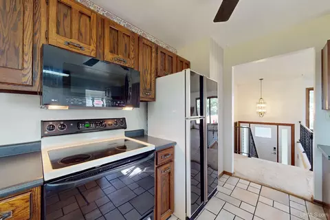 Kitchen - 225 S Lilac, Ishpeming, MI 49849 photo 5 of 7