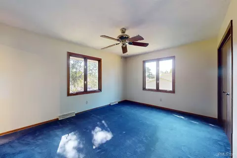 Bedroom - 225 S Lilac, Ishpeming, MI 49849 photo 8 of 13