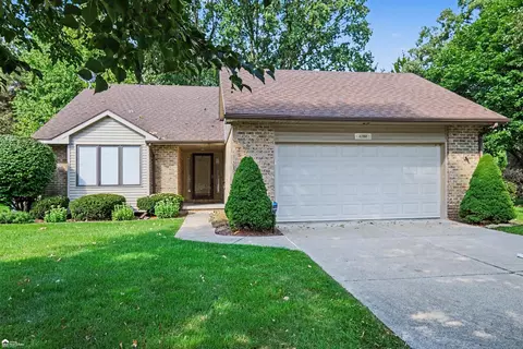 8280 Butternut Ct, Grand Blanc, MI 48439