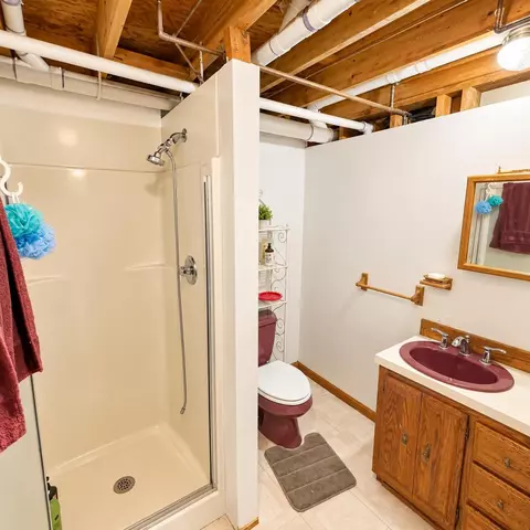 Bath - 1140 S Fraser, Kawkawlin, MI 48631 photo 3 of 3