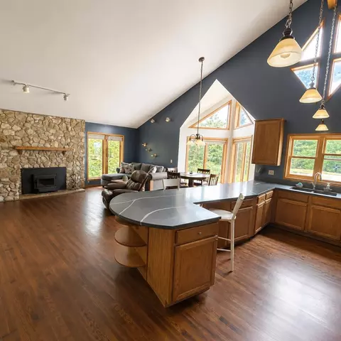 Kitchen - 1140 S Fraser, Kawkawlin, MI 48631 photo 1 of 5
