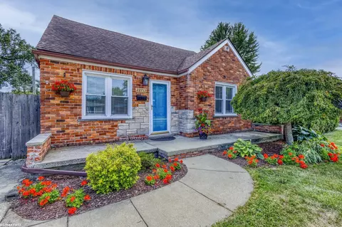 22712 Liberty, Saint Clair Shores, MI 48080
