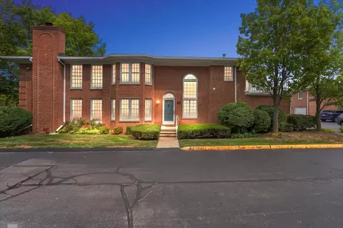 141 Windwood Pointe, Saint Clair, MI 48080