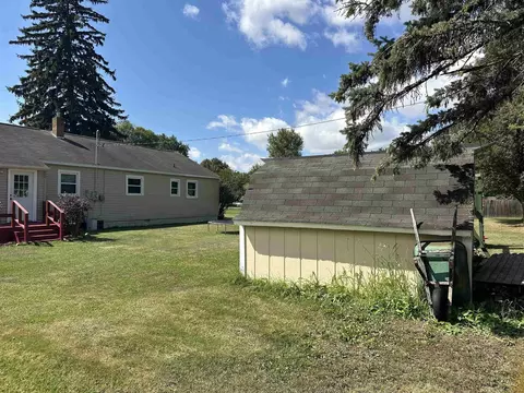 Exterior - 372 E Alice, Merrill, MI 48637 photo 9 of 12