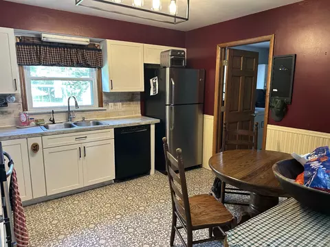 Kitchen - 372 E Alice, Merrill, MI 48637 photo 3 of 3
