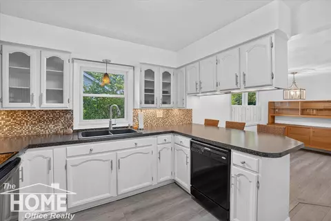 Kitchen - 111 E State, Vernon, MI 48476 photo 3 of 4