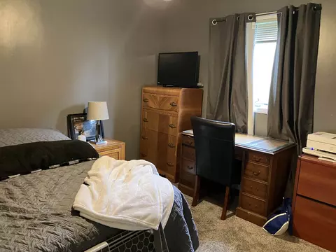 Bedroom - 1000 N Silverleaf, Gladwin, MI 48624 photo 2 of 3