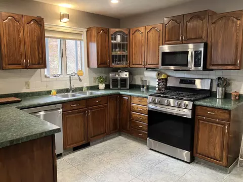 Kitchen - 1000 N Silverleaf, Gladwin, MI 48624 photo 1 of 3