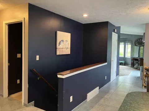 Entry Way - 1000 N Silverleaf, Gladwin, MI 48624 photo 1 of 2