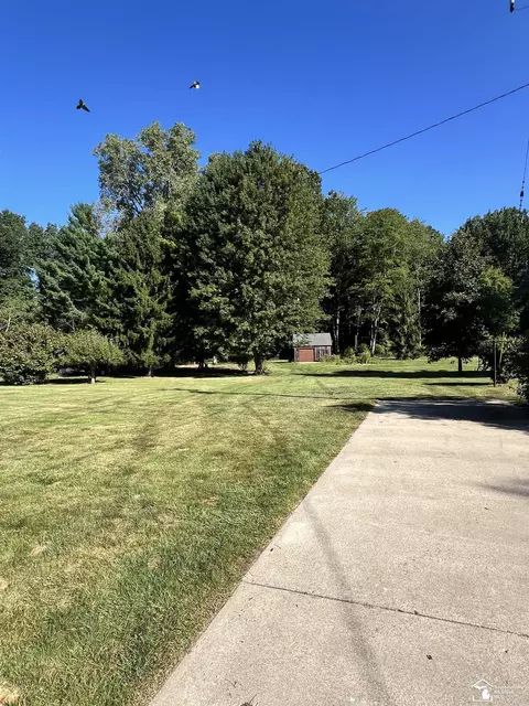 Exterior - 38850 Barth, Romulus, MI 48174 photo 4 of 9