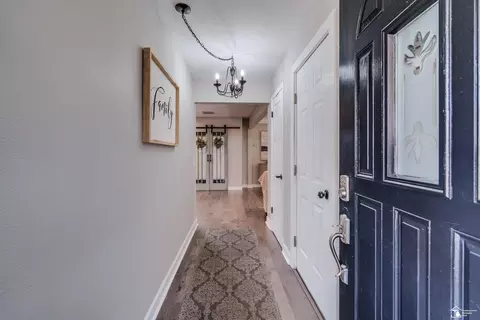 Entry Way - 7558 Apache Trl, Temperance, MI 48182 photo 1 of 4