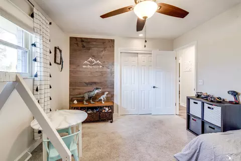 Bedroom - 7558 Apache Trl, Temperance, MI 48182 photo 7 of 7