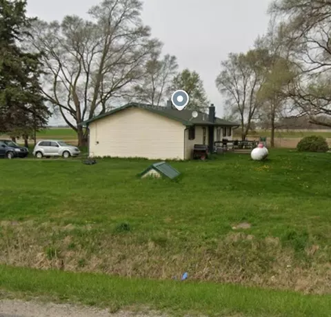 8923 E Van Buren, Wheeler, MI 48662 photo 2