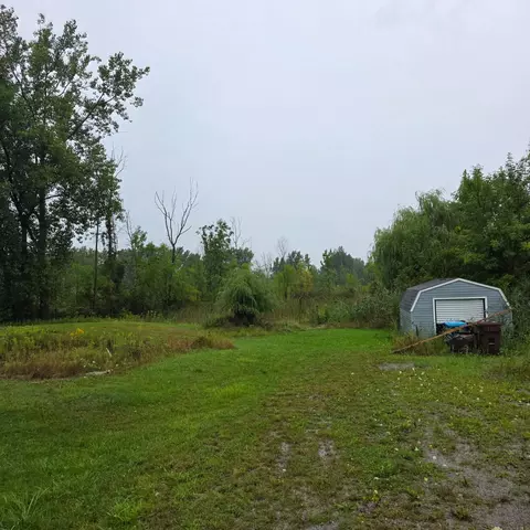 2963 E Pinconning Rd, Pinconning, MI 48650 photo 2