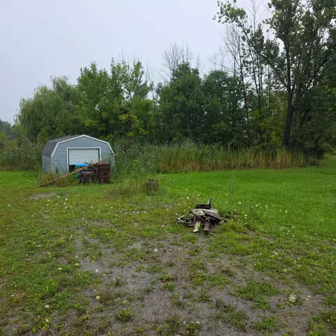 2963 E Pinconning Rd, Pinconning, MI 48650 photo 3