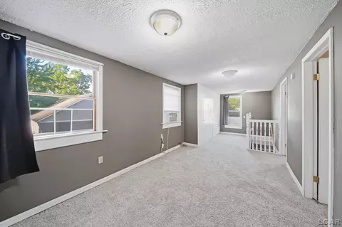 Entry Way - 506 E Logan, Tecumseh, MI 49286 photo 1 of 3