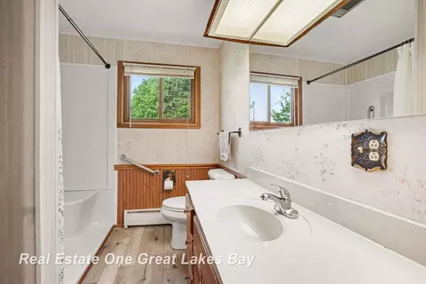Bath - 3822 Worth, Pinconning, MI 48650 photo 3 of 3