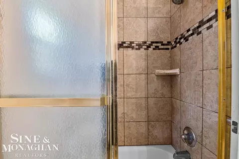 Bath - 408 Conley, Algonac, MI 48001 photo 3 of 7